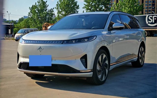 eπ008 2024 636Max EV 6-seater