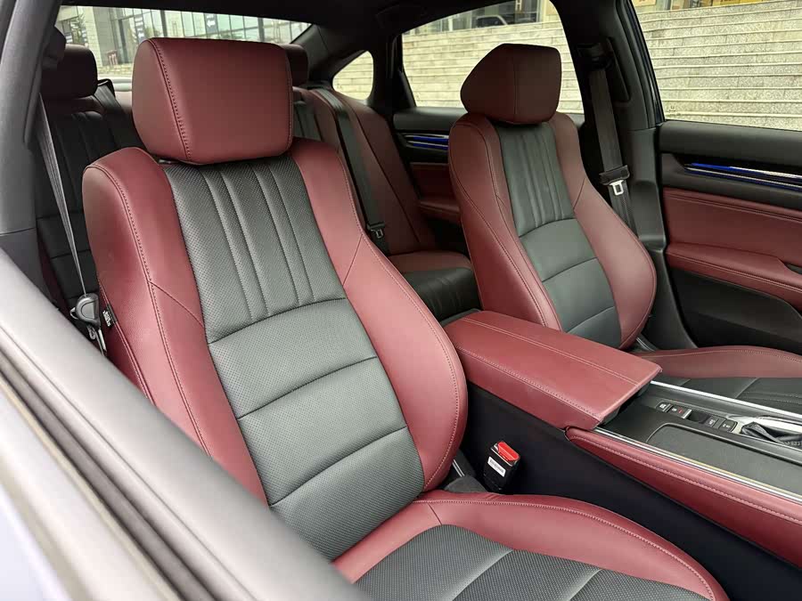 2022 260TURBO Premium - zdjęcie 13