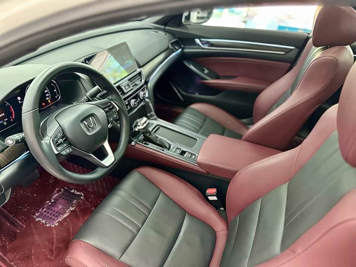 2022 260TURBO Premium - zdjęcie 15