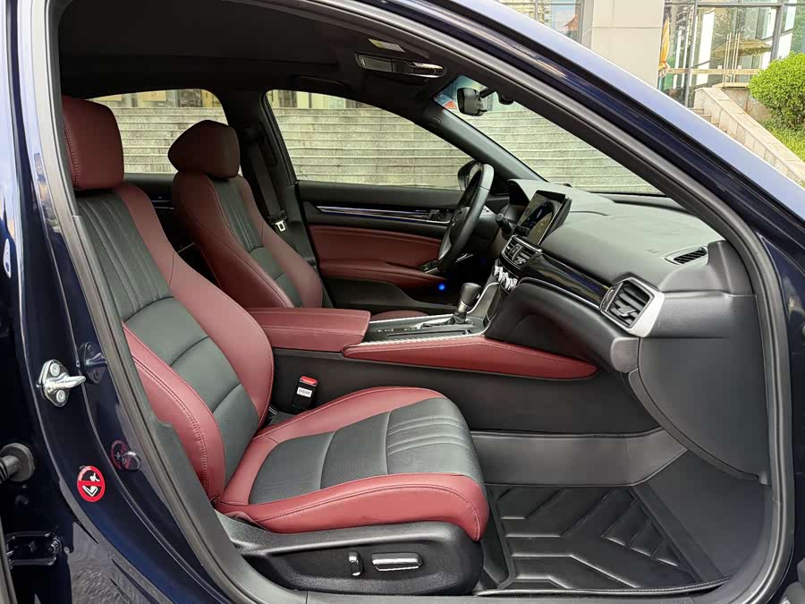 2022 260TURBO Premium - zdjęcie 16