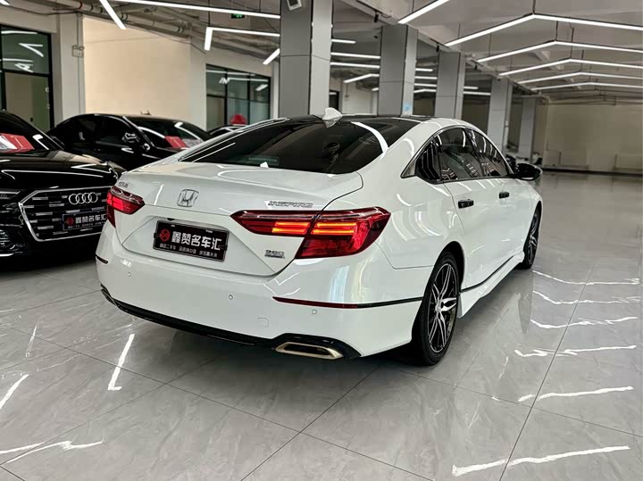 2022 260TURBO Premium - zdjęcie 18