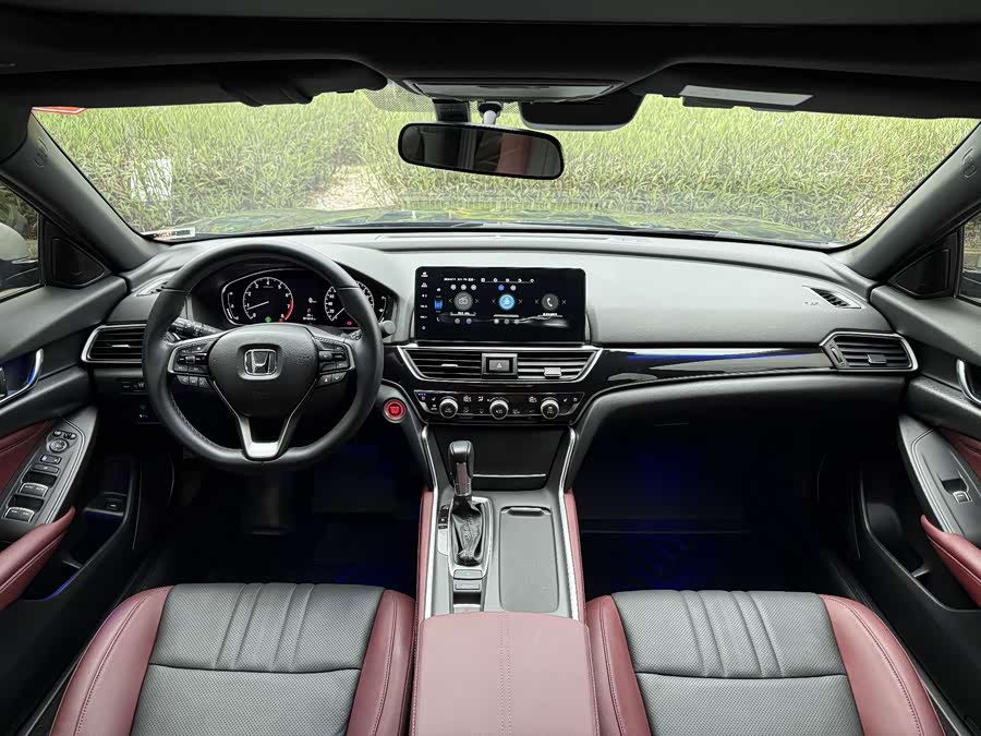 2022 260TURBO Premium - zdjęcie 6