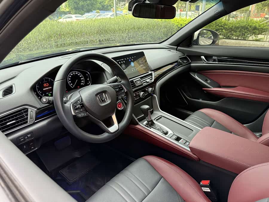2022 260TURBO Premium - zdjęcie 8