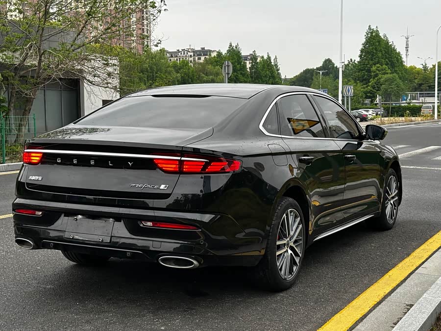 2023 2.0T Premium - zdjęcie 11