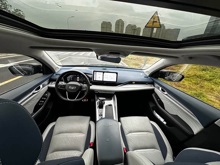 2023 2.0T Premium - zdjęcie 19