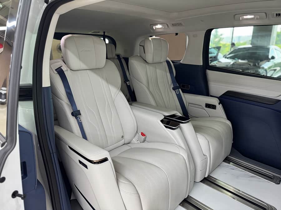 2023 2.0T Seven-Seater Elite - zdjęcie 12