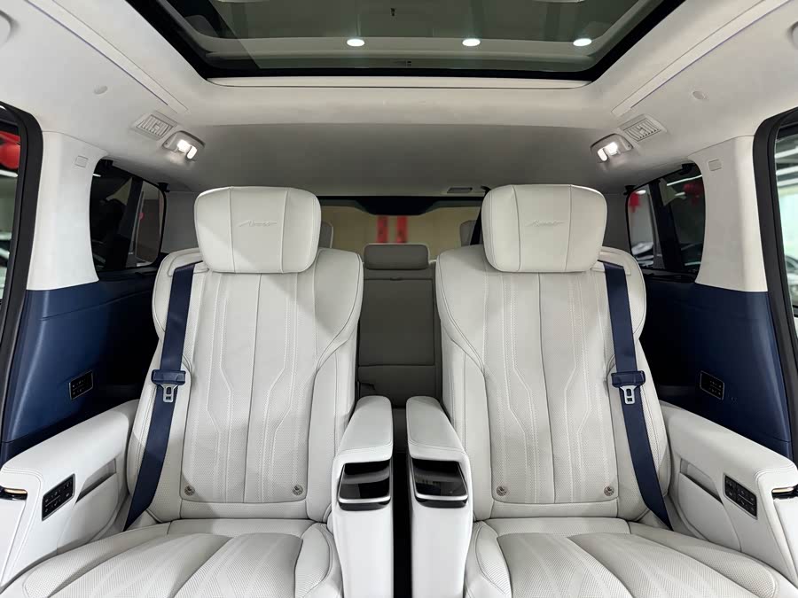2023 2.0T Seven-Seater Elite - zdjęcie 14