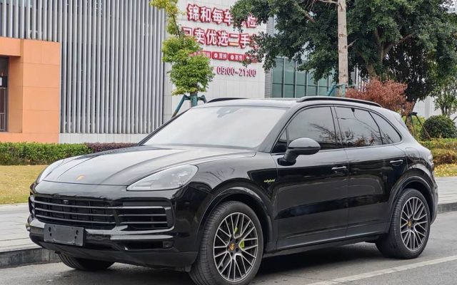 2023 Cayenne E-Hybrid 2.0T