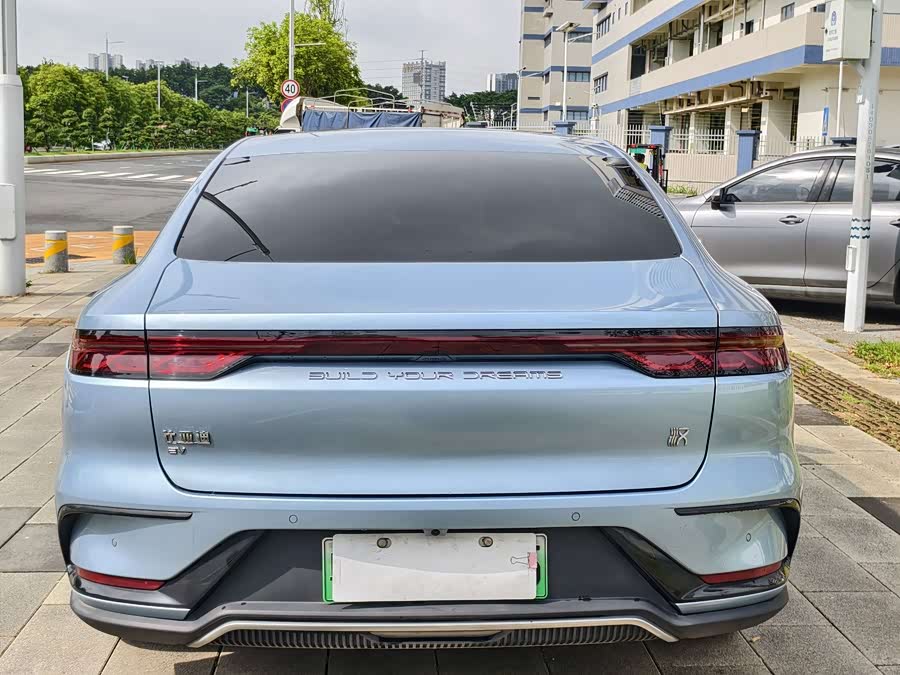 2023 EV Champion 506KM FWD Premium - zdjęcie 19