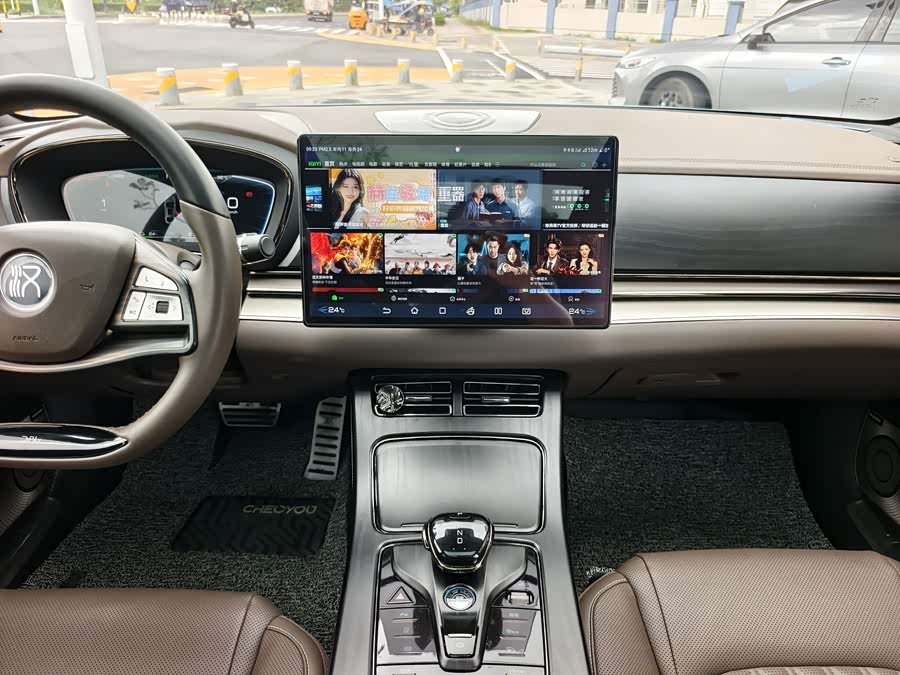 2023 EV Champion 506KM FWD Premium - zdjęcie 8