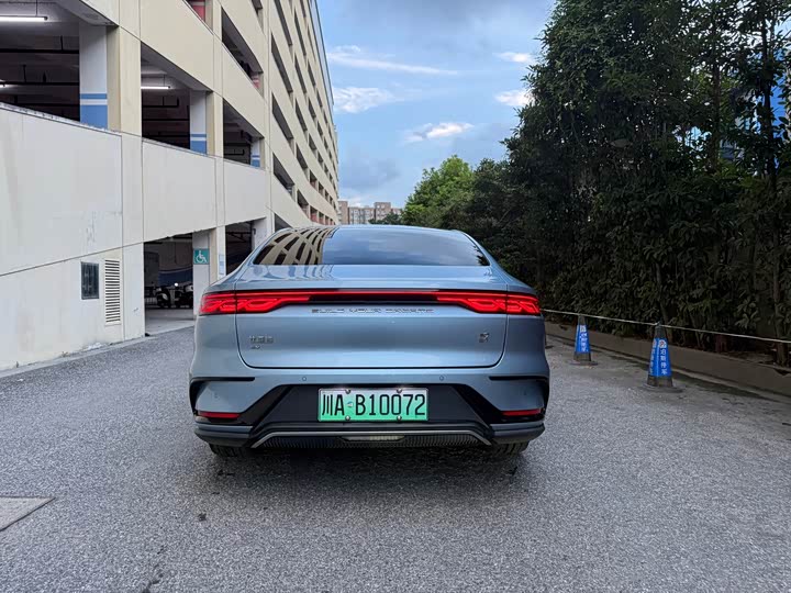 2023 EV Champion 605KM FWD Premium - zdjęcie 17