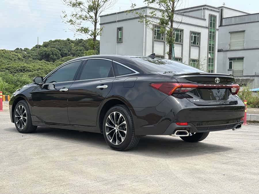 2023 Toyota Avalon 2.5L Luxury - zdjęcie 6