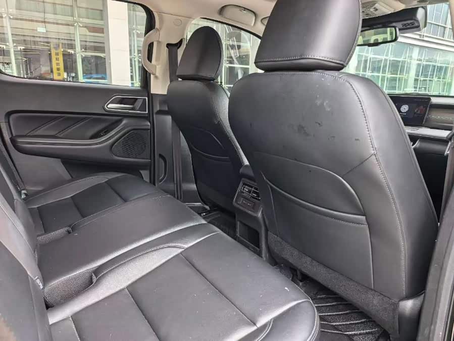 2024 2.4T Passenger Auto Diesel 4WD Comfort - zdjęcie 8