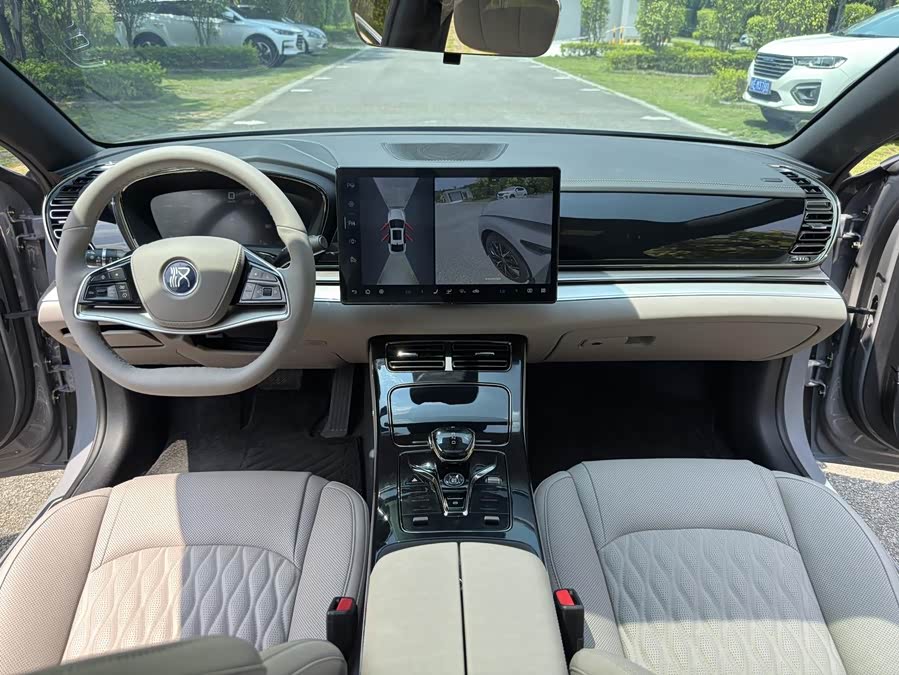 2025 DM-i Intelligent Driving 125KM Premium - zdjęcie 11