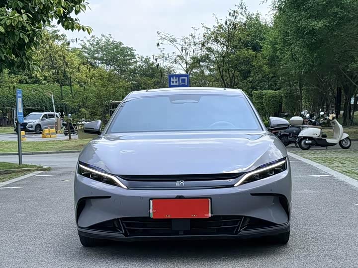 2025 DM-i Intelligent Driving 125KM Premium - zdjęcie 20