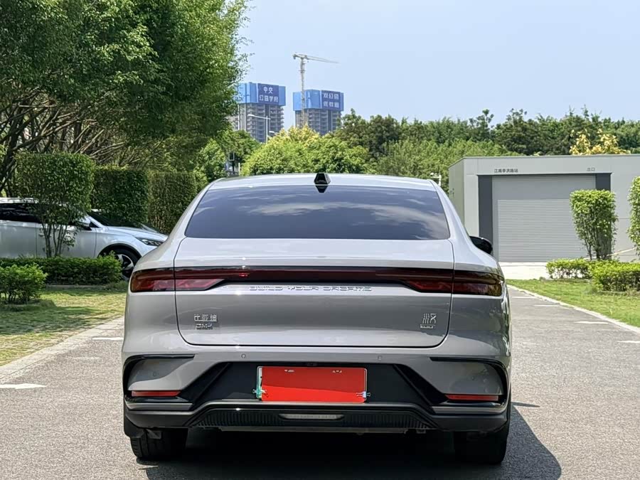 2025 DM-i Intelligent Driving 125KM Premium - zdjęcie 6
