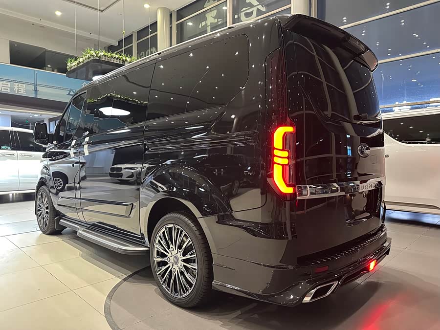 2025 Ford Black Knight 2.0T Gas Peak - zdjęcie 5