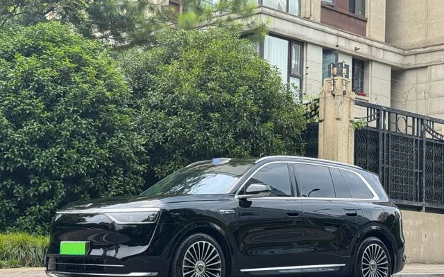 AITO M8 2025 Range Extender Max+ Version 53.4kWh 6-Seater (192-Line Laser Radar)