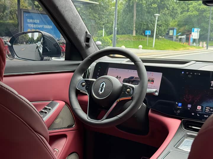 AITO M8 2025 Range Extender Max+ Version 53.4kWh 6-Seater (192-Line Laser Radar) - zdjęcie 18
