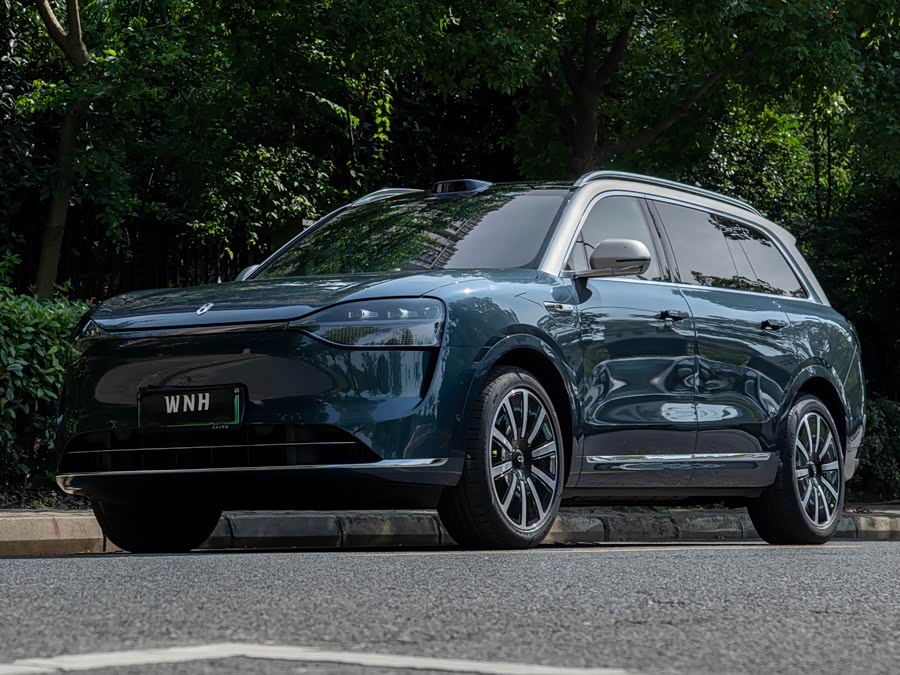 AITO M9 2024 Range Extender Max Version 42kWh 6-Seater - zdjęcie 1