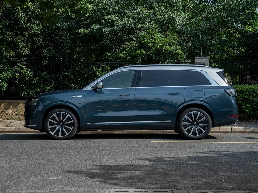 AITO M9 2024 Range Extender Max Version 42kWh 6-Seater - zdjęcie 4