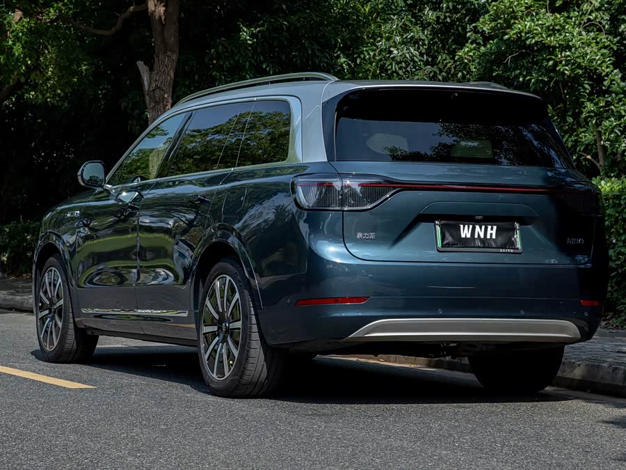 AITO M9 2024 Range Extender Max Version 42kWh 6-Seater - zdjęcie 5