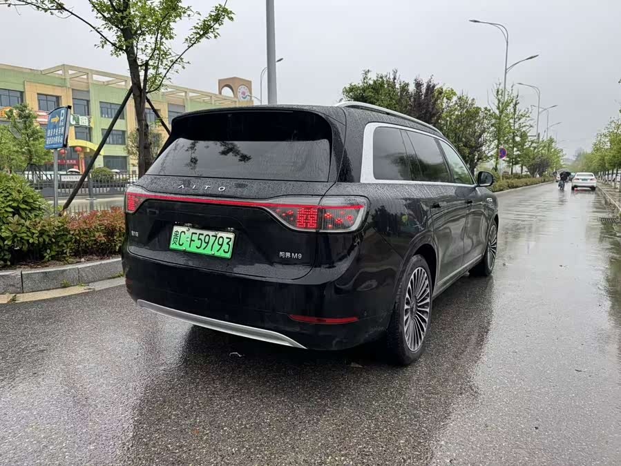 AITO M9 2024 Range Extender Ultra Edition 42kWh 6-Seater - zdjęcie 6