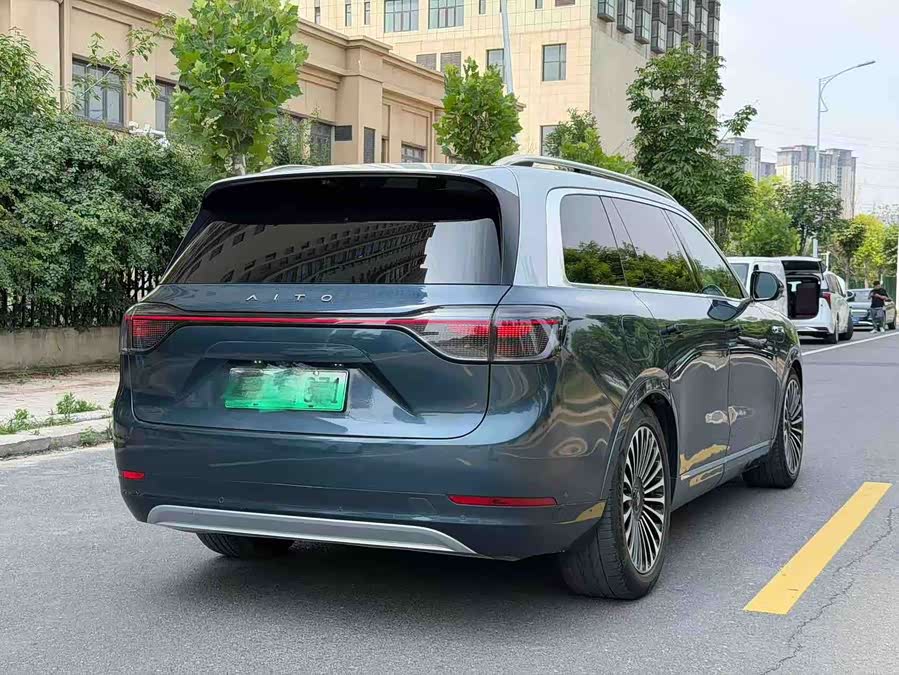 AITO M9 2024 Range Extender Ultra Edition 42kWh 6-Seater - zdjęcie 6