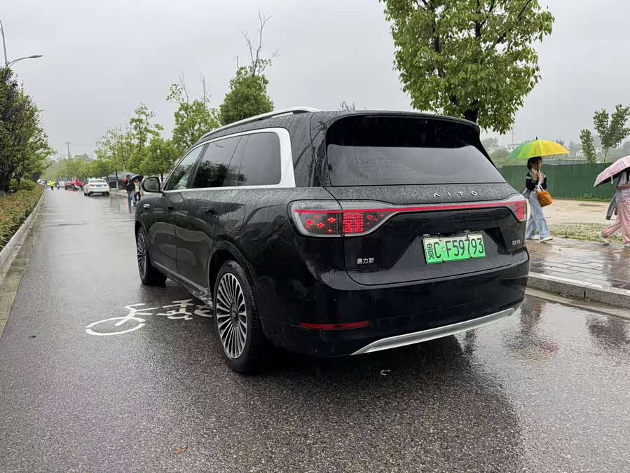 AITO M9 2024 Range Extender Ultra Edition 42kWh 6-Seater - zdjęcie 7