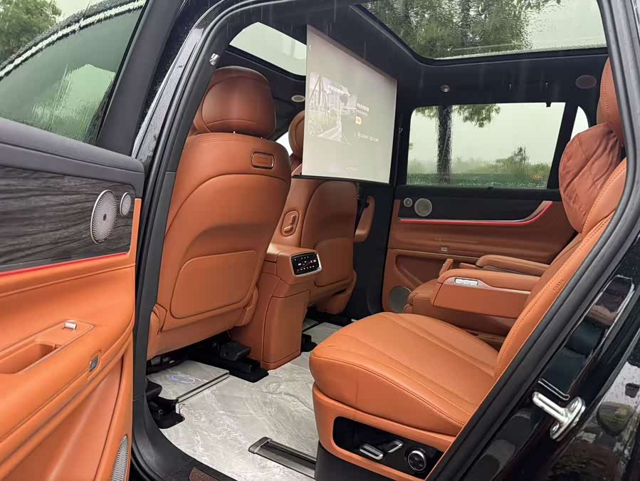 AITO M9 2024 Range Extender Ultra Edition 42kWh 6-Seater - zdjęcie 9