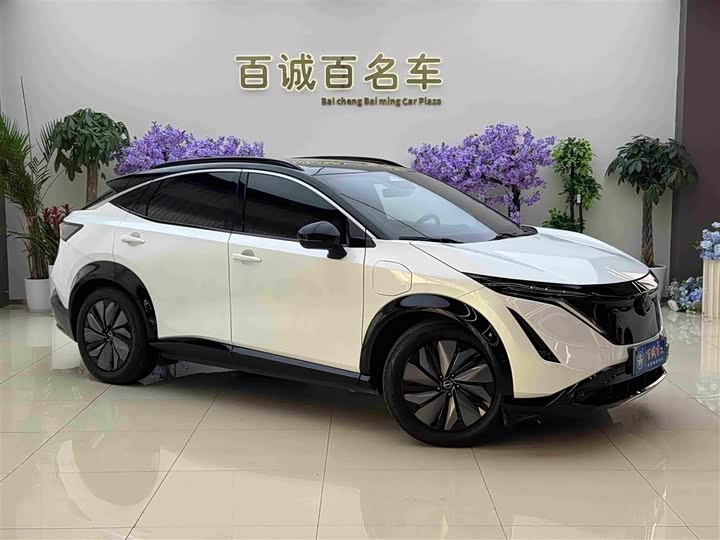 ARIYA 2022 2WD Long Range Top Version - zdjęcie 20