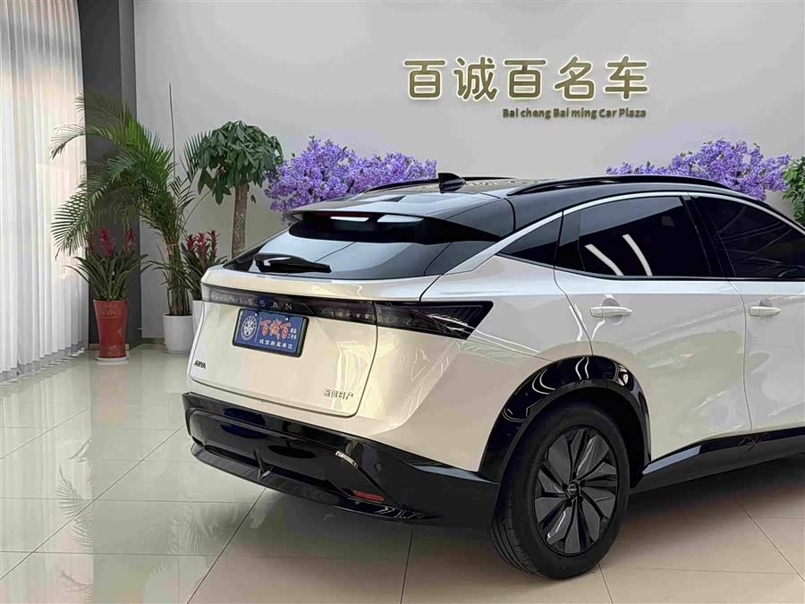ARIYA 2022 2WD Long Range Top Version - zdjęcie 6