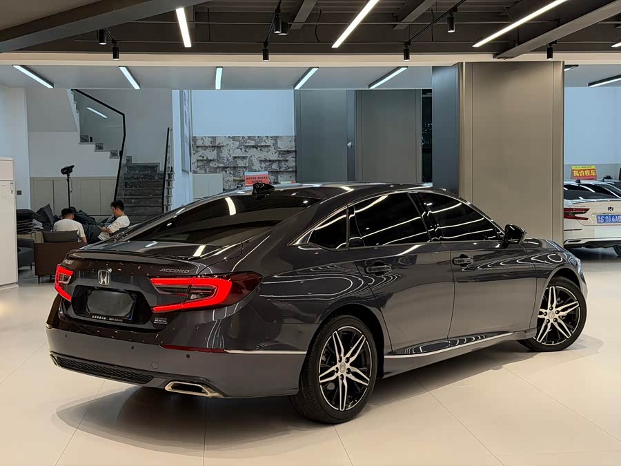 Accord 2022 260TURBO Phantom Night Premium Edition - zdjęcie 10