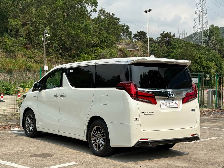 Alphard 2021 Dual Engine 2.5L Premium Edition - zdjęcie 11