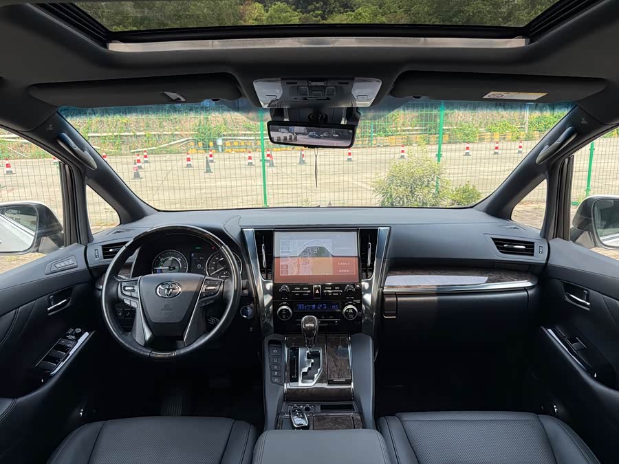 Alphard 2021 Dual Engine 2.5L Premium Edition - zdjęcie 6