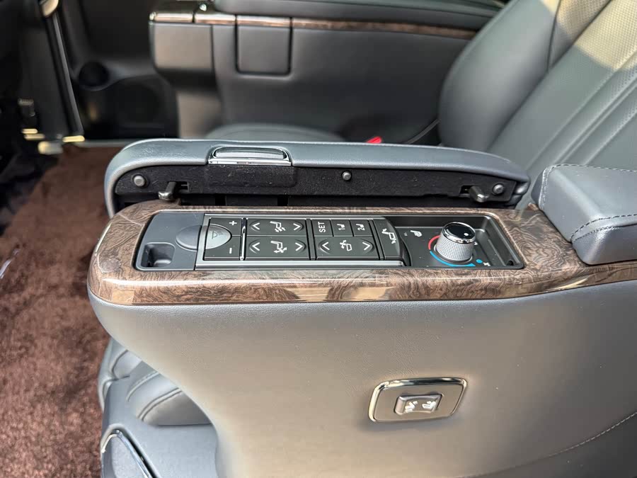 Alphard 2021 Dual Engine 2.5L Premium Edition - zdjęcie 9