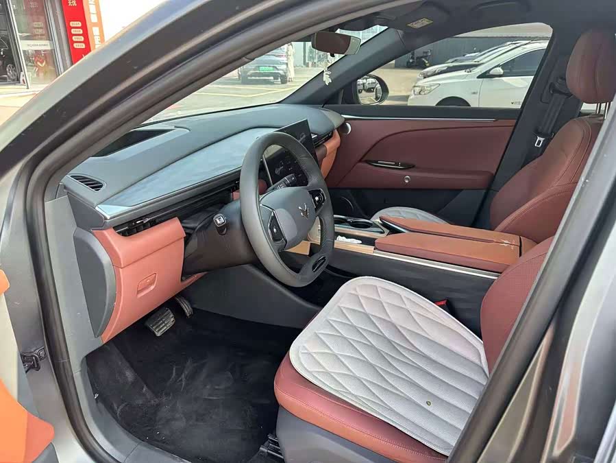 Arcfox Alpha T5 2026 EV 560 Yuan Smart Driving Edition - zdjęcie 5