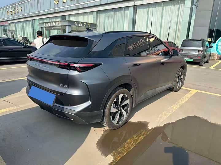 Arcfox Alpha T5 2026 EV 560 Yuan Smart Driving Edition - zdjęcie 10