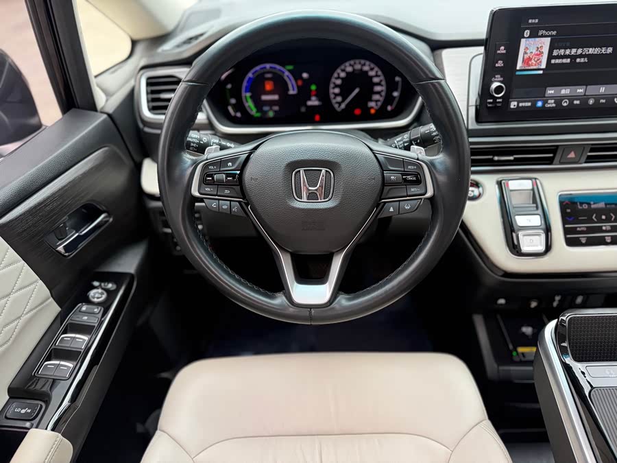 Ariel 2024 2.0L e:HEV Luxury - zdjęcie 13