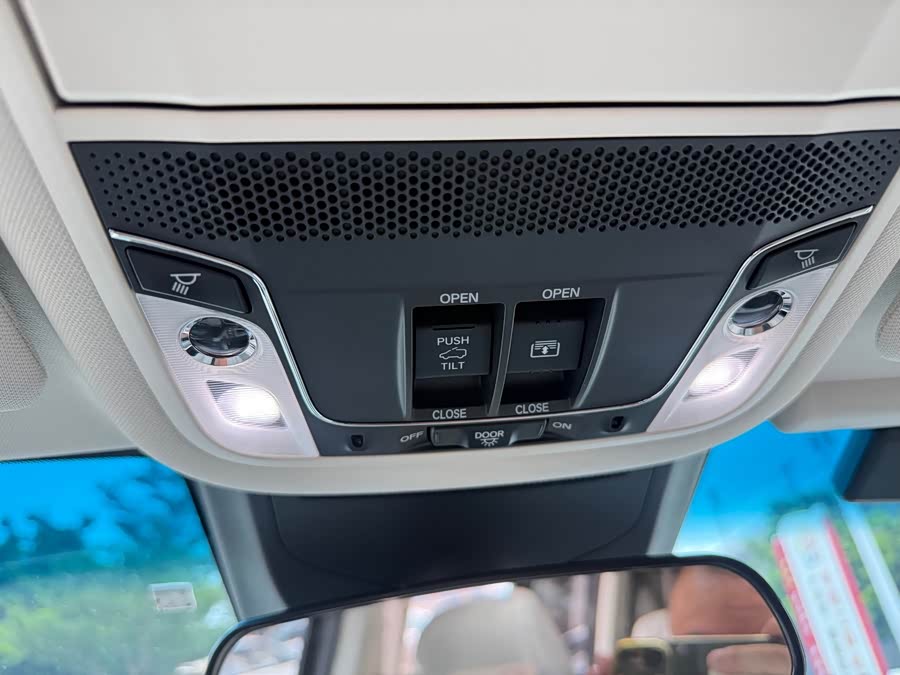 Ariel 2024 2.0L e:HEV Luxury - zdjęcie 10