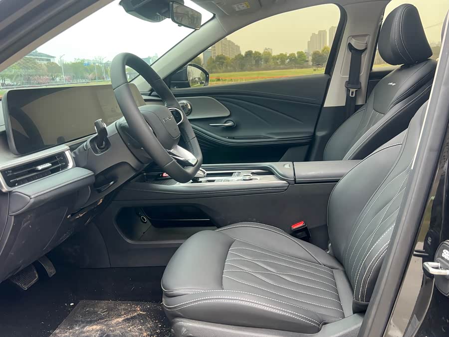 Ariya 8 2023 1.6T DCT Standard - zdjęcie 14