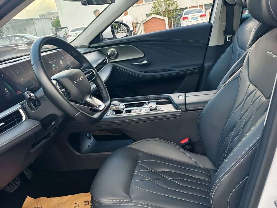 Ariya 8 2023 1.6T DCT - zdjęcie 15