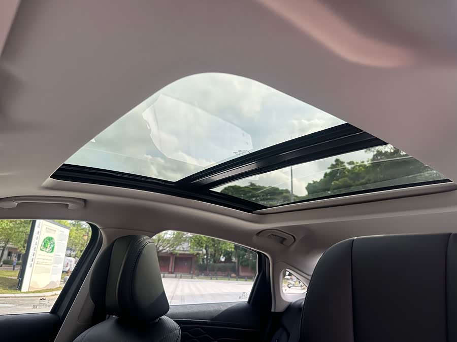 Arrizo 8 PRO 2025 1.6T DCT Luxury Edition+ - zdjęcie 18
