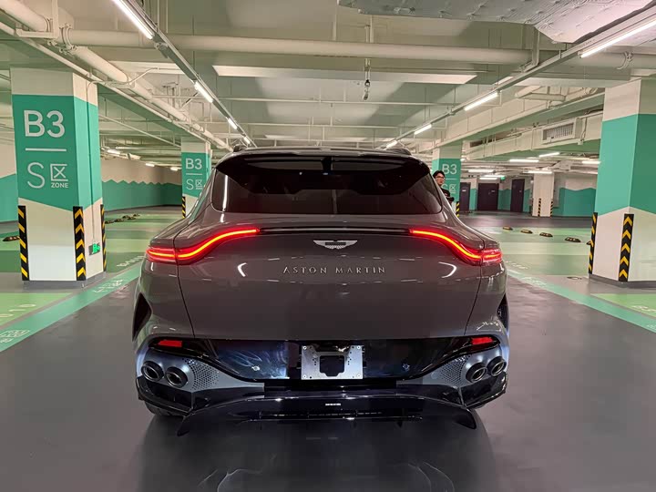 Aston Martin DBX 2025 4.0T V8 707 - zdjęcie 14