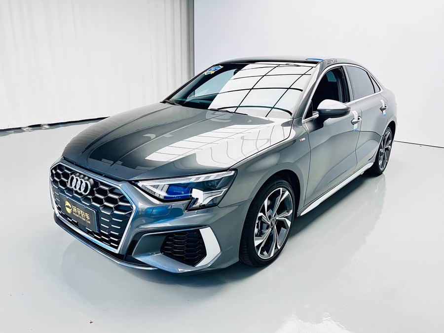 Audi A3 2023 A3L Limousine 35 TFSI Luxury Sport - zdjęcie 1