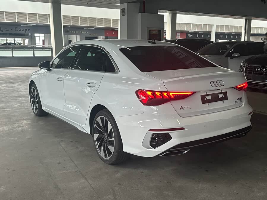 Audi A3 2023 A3L Limousine 35 TFSI Progress - zdjęcie 16