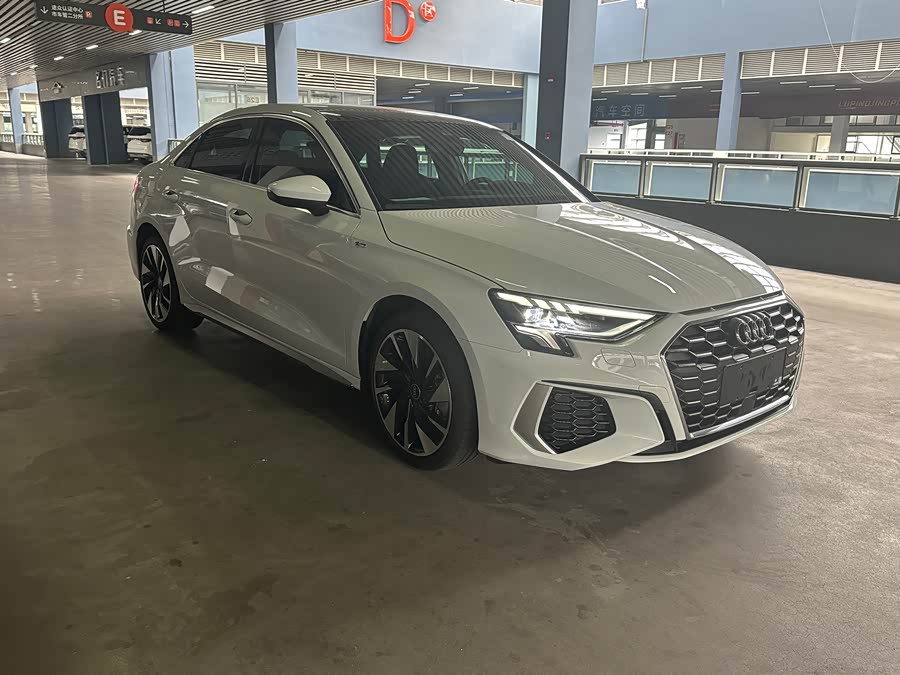 Audi A3 2023 A3L Limousine 35 TFSI Progress - zdjęcie 3