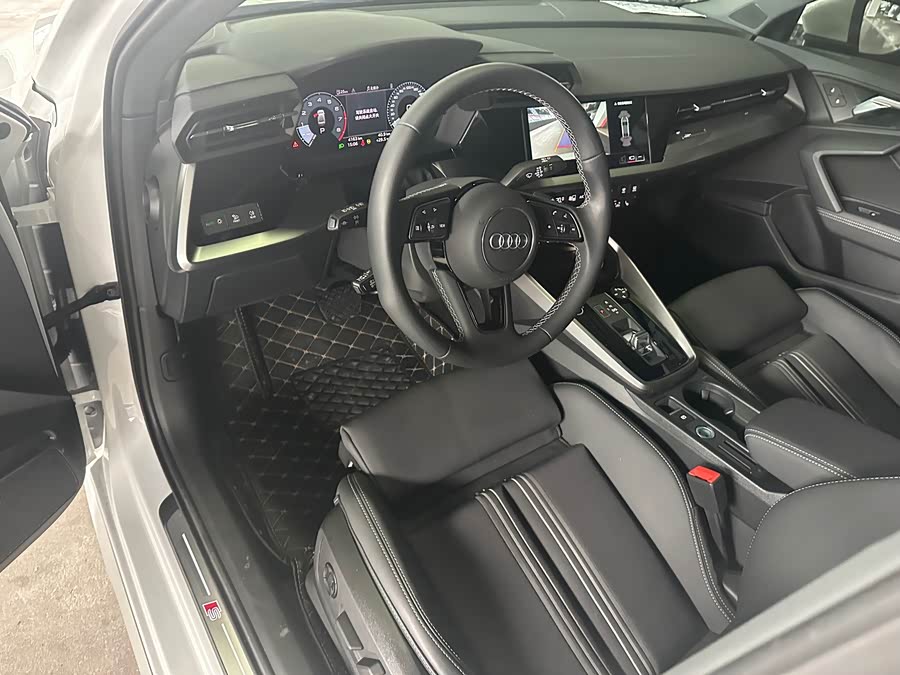 Audi A3 2023 A3L Limousine 35 TFSI Progress - zdjęcie 5