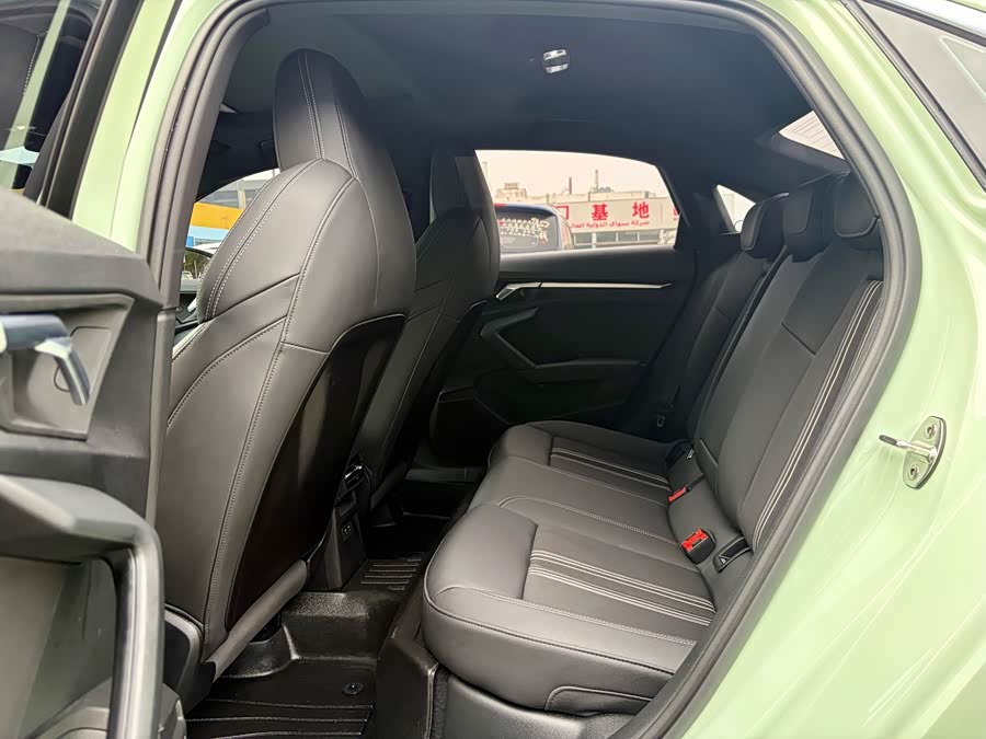 Audi A3 2023 Facelift A3L Limousine 35 TFSI Fashion Sport Type - zdjęcie 3
