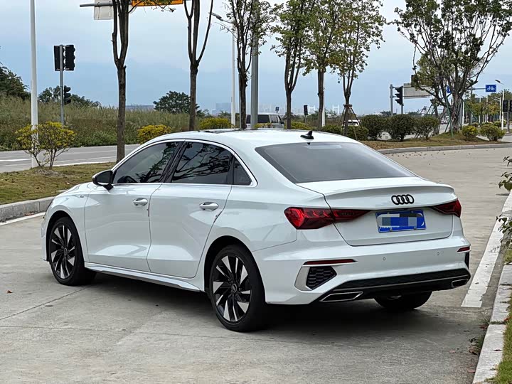 Audi A3 2023 Sportback 35 TFSI Fashion Sport Type - zdjęcie 15